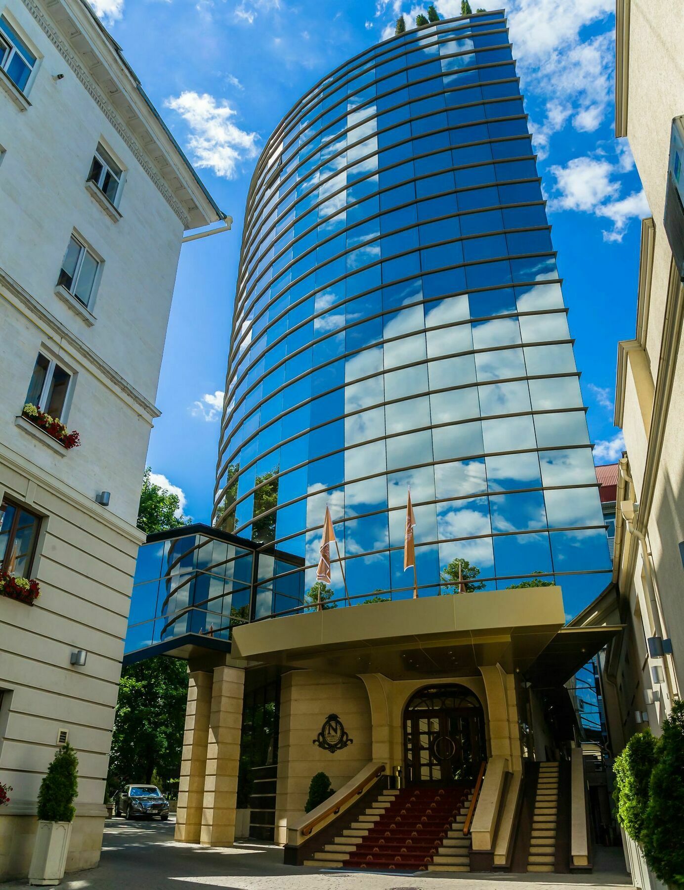 Nobil Luxury Boutique Hotel Chişinǎu Buitenkant foto